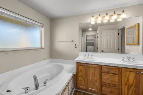 2335 NW 21st Court Redmond OR 97756
