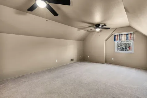 2335 NW 21st Court Redmond OR 97756