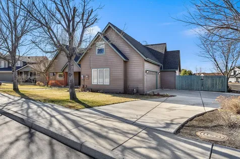 2335 NW 21st Court Redmond OR 97756