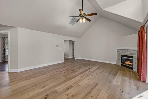 2335 NW 21st Court Redmond OR 97756