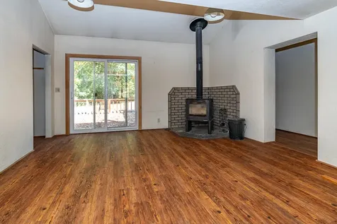5010 Old Highway 99 S Ashland OR 97520