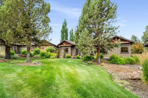 205 Vista Rim Drive Redmond OR 97756