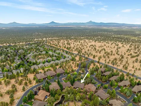 205 Vista Rim Drive Redmond OR 97756