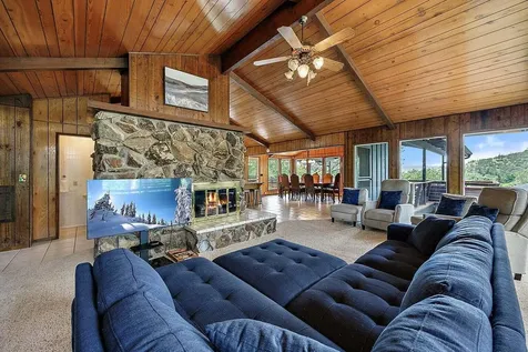 1065 S Shasta Avenue Eagle Point OR 97524