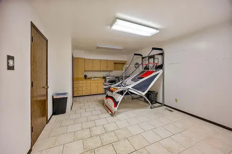 1065 S Shasta Avenue Eagle Point OR 97524