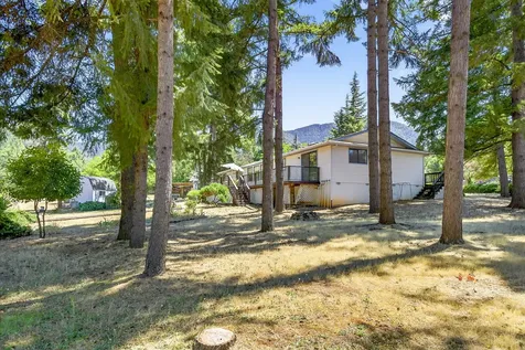 230 Blackwell Drive Grants Pass OR 97527