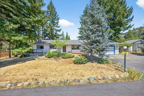 230 Blackwell Drive Grants Pass OR 97527