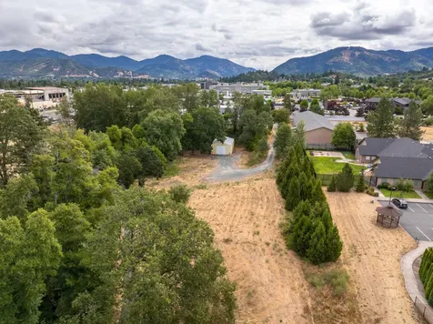 835 Union Avenue Grants Pass OR 97527