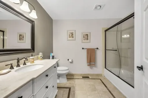 2923 Wilkshire Drive Medford OR 97504