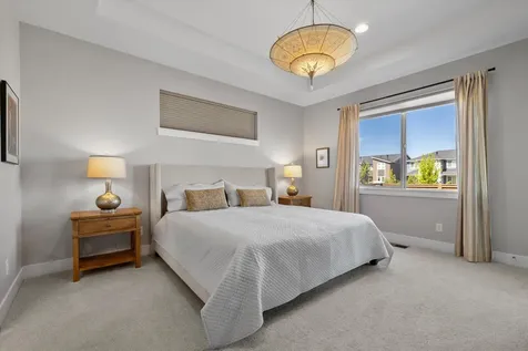 3755 NE Oakside Loop Bend OR 97701