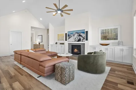 3755 NE Oakside Loop Bend OR 97701