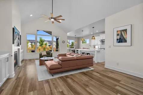 3755 NE Oakside Loop Bend OR 97701