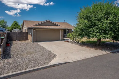 2226 NE Cherry Loop Prineville OR 97754