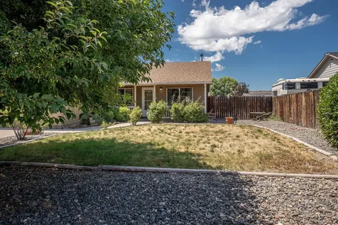 2226 NE Cherry Loop Prineville OR 97754