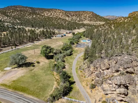 NE Tl 700 Irvine Avenue Prineville OR 97754