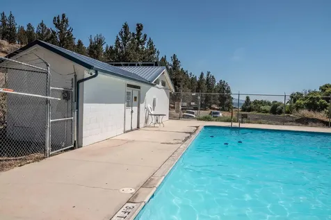 NE Tl 700 Irvine Avenue Prineville OR 97754