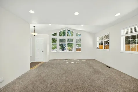 1346 Sunny Slope Drive Grants Pass OR 97527