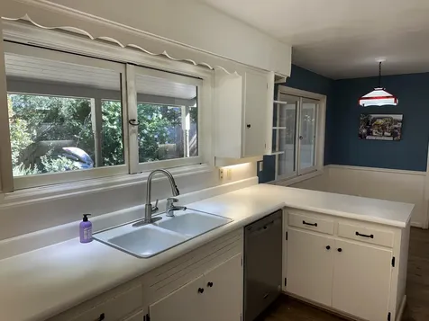 2233 Oakwood Drive Medford OR 97504