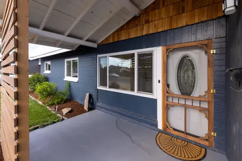 1121 Washburn Way Klamath Falls OR 97603