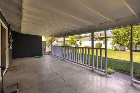 1121 Washburn Way Klamath Falls OR 97603