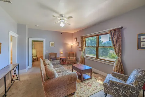 206 Front Street Prairie City OR 97869