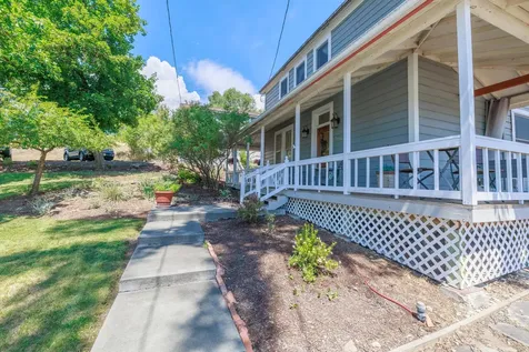 206 Front Street Prairie City OR 97869