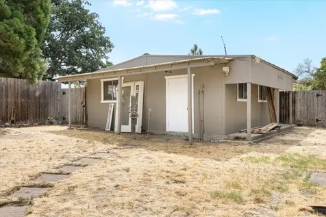 204 Kings Way Central Point OR 97502