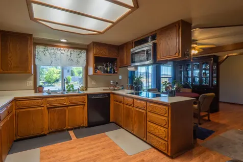 1510 N Phoenix Road Medford OR 97504