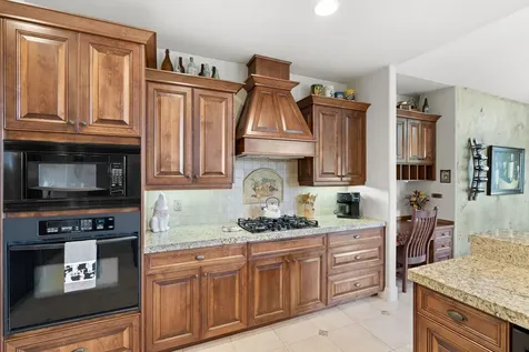 909 Willet Lane Redmond OR 97756