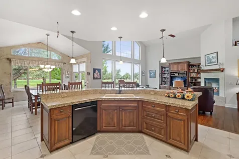 909 Willet Lane Redmond OR 97756