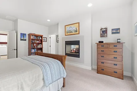 909 Willet Lane Redmond OR 97756