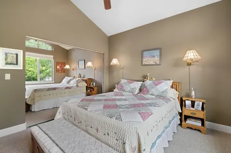 909 Willet Lane Redmond OR 97756