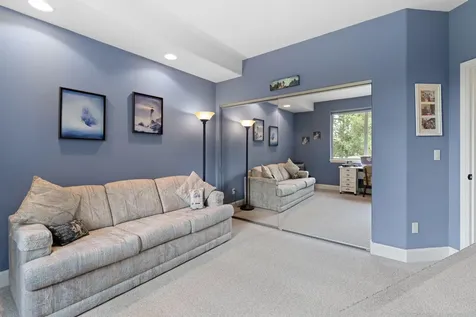 909 Willet Lane Redmond OR 97756