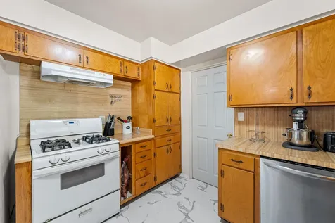 905 SE Fern Street Grants Pass OR 97526