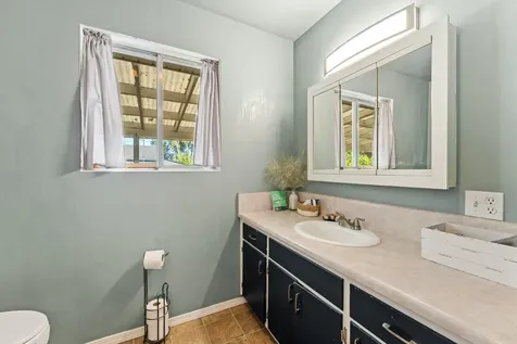 905 SE Fern Street Grants Pass OR 97526