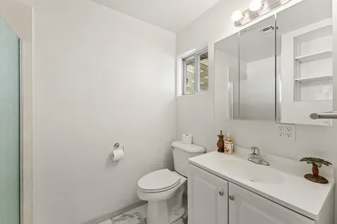 905 SE Fern Street Grants Pass OR 97526