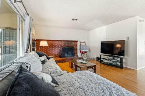 905 SE Fern Street Grants Pass OR 97526