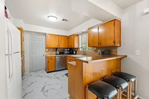 905 SE Fern Street Grants Pass OR 97526