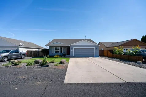 264 Center Ridge Drive Culver OR 97734