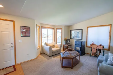 264 Center Ridge Drive Culver OR 97734