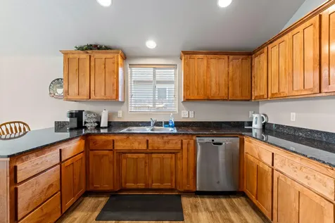 1163 Peachwood Court Medford OR 97501