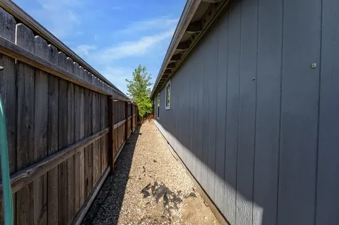 1163 Peachwood Court Medford OR 97501