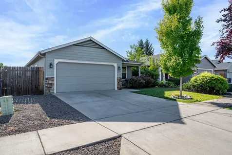 1163 Peachwood Court Medford OR 97501