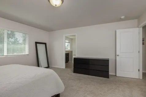 20559 SE Cameron Avenue Bend OR 97702