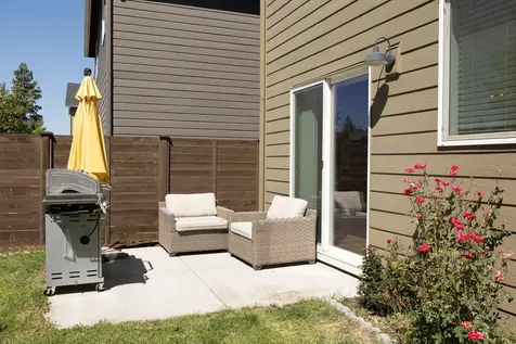 20559 SE Cameron Avenue Bend OR 97702