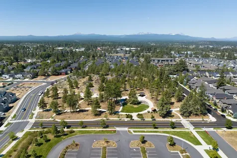 20559 SE Cameron Avenue Bend OR 97702