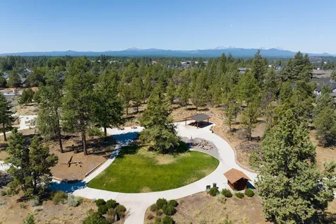 20559 SE Cameron Avenue Bend OR 97702
