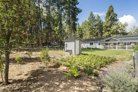 59773 Cheyenne Road Bend OR 97702