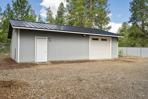59773 Cheyenne Road Bend OR 97702