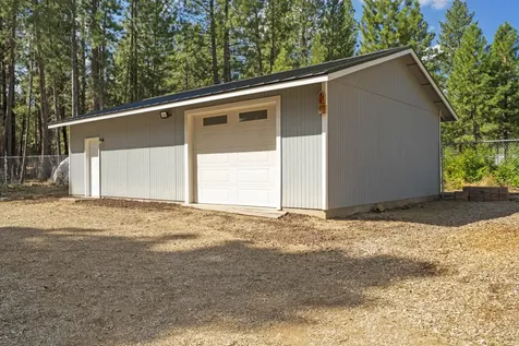 59773 Cheyenne Road Bend OR 97702